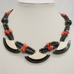 Boho Ethnic Tribal Style Beaded Necklace Wood Shell Statement Vintage